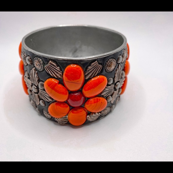 Jewelry - Wide metal bangle with orange red stones- floral